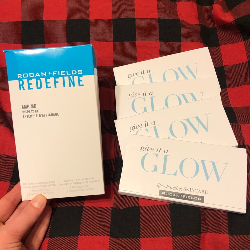 Rodan & Fields AMP MD Roller and 4 Glow Samples